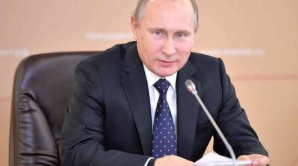 Дмитрий Песков ответил на вопрос журналистов "Интерфакса" о том, почему Владимир Путин не поздравил с Днём Победы глав Украины и Грузии