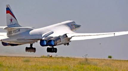 Бомбардировщики Ту-160М2 берут Пентагон на прицел