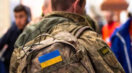 «Головокружение от успехов» на современный лад. Почему Киев разгоняет тему призыва украинских мужчин, выехавших за границу Украины
