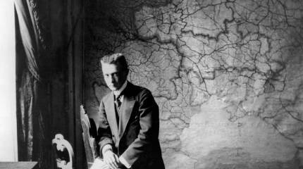 «Инсценировка настоящего парламента»