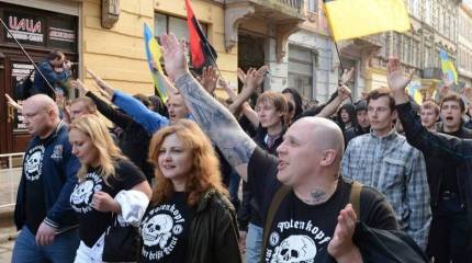 В США и Канаде "ужаснулись" нападением на цыганский лагерь подо Львовом