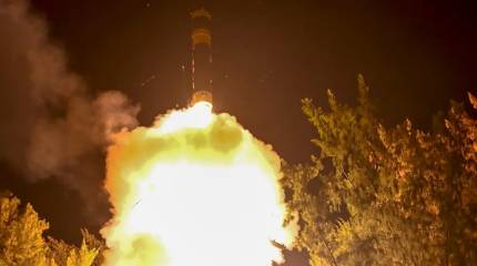 Индия впервые провела запуск баллистической ракеты Agni-P с ж.д. платформы