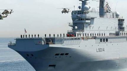 Франция перебрасывает вертолётоносец к берегам Израиля