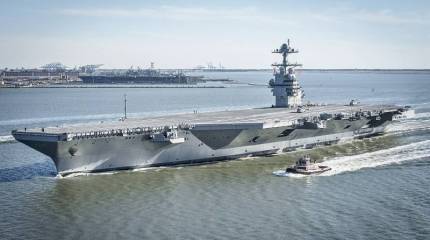 ВМС США впервые развертывают авианосец USS Gerald R. Ford со всей его авиацией