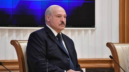 3% или 76%: как относятся к Лукашенко в Белоруссии и за её пределами