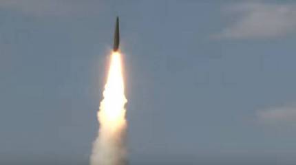 Минобороны опубликовало зрелищное видео боевой стрельбы ОТРК "Искандер"