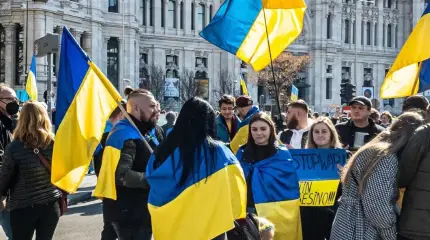 Страны ЕС начали массово возвращать на родину украинских беженцев