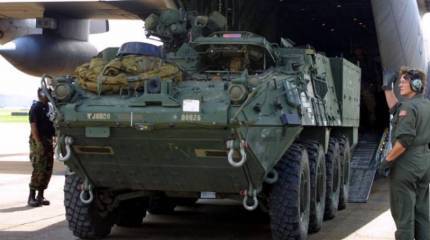 Предназначенные для Украины американские боевые машины Stryker прибыли в Германию