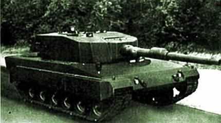 Нелегкая судьба испанского танка Lince