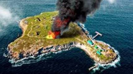 Украинское командование утверждает, что ВКС РФ нанесли удары по острову Змеиный