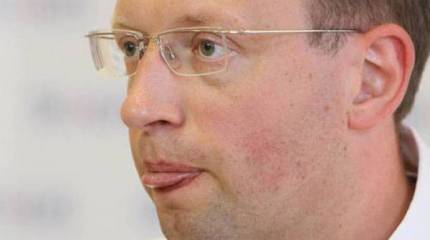 Кто займет Яценюку?