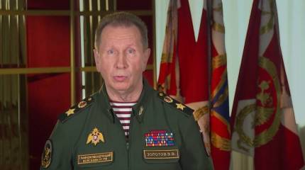 У нас проблемы: господин генерал изволят желать стреляться…