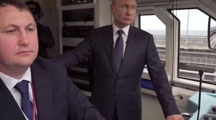 Президент открыл железнодорожное движение по Крымскому мосту