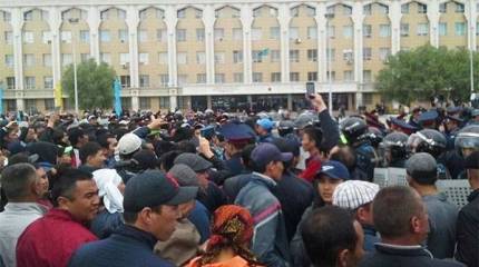 Вирус "майдана" в Казахстане распространяется через Земельный кодекс?