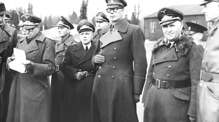 Từ anh hùng trở thành kẻ phản bội. Vlasov