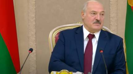 Лукашенко: «На Украине нет ещё бешеных людей, которые попробовали бы силой решить с Беларусью какие-то вопросы»