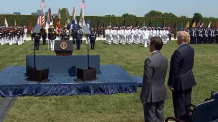 Главу Пентагона в США обвинили в "уступках северокорейскому коммунистическому режиму"