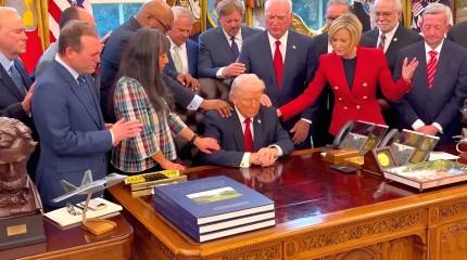 Trump: Nếu đảng Dân chủ thắng cử quốc hội, tôi sẽ bị luận tội.