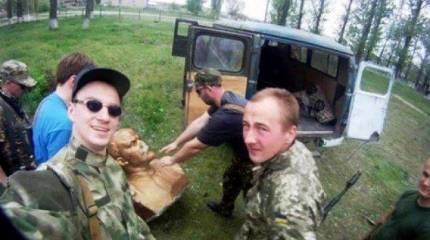 Москаль пожаловался в Киев на поведение «айдаровцев»