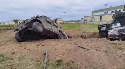 Российские войска восстановили контроль над погранпунктом в Козинке и показали уничтоженную технику противника