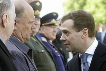 Коммунисты захотели «слить» правительство Медведева