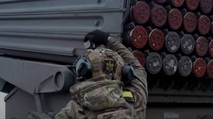 Британский телеканал рассказал о скрывающейся среди домов украинской военной технике в Артемовске