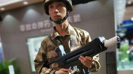 Китай показал ручной ракетный комплекс QN-202