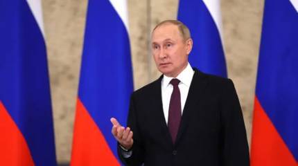 «У нас безработицы нет, она нам не грозит»: Путин выступил перед представителями российских профсоюзов
