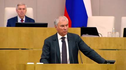 Спикер Госдумы предложил депутатам в период каникул пройти военные сборы