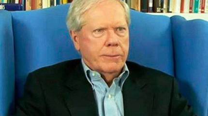 Американский экономист: Хиллари «доиграется» до войны с Россией