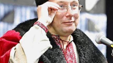 Советник Петра Порошенко рассказал, как Киев наращивает военную мощь во время "перемирия"