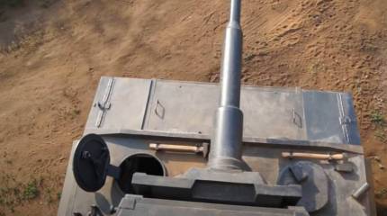 Бойцы войск НКВД против немецких танкистов в годы Великой Отечественной войны