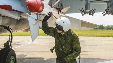 Российских пилотов переодевают в новые комбинезоны