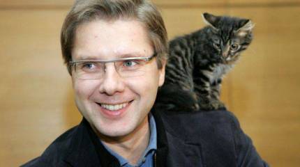 Мэр Риги прокомментировал претензии языкового центра Латвии по поводу поздравления горожан с Днём Победы на русском языке