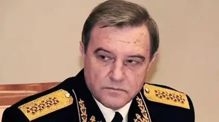 توفي القائد العام السابق للبحرية الروسية فلاديمير كوروييدوف عن عمر يناهز 82 عاماً.