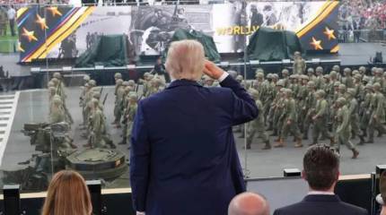 «Щит и меч свободы и демократии»: В Вашингтоне прошёл военный парад, посвящённый 250-летию американской армии