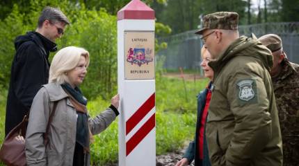 Латвия хочет многомиллиардную компенсацию от ЕС за укрепление границы с Россией