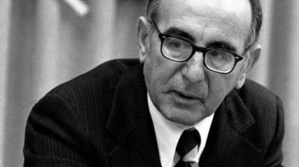 Джон Скали. 1962. Когда дипломатия не у дел
