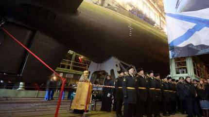 Спуск субмарины "Великий Новгород" на воду. Фото АО "Адмиралтейские верфи"