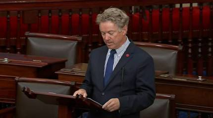 Американский сенатор: Вдумайтесь - у нас 120 процентов ВВП долга, а мы бесконтрольно выделяем десятки миллиардов Украине