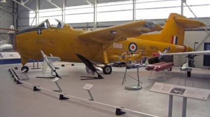 Экспериментальный английский самолёт Hunting H126