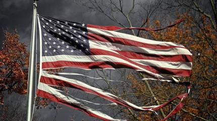 Рукотворный кризис Запада