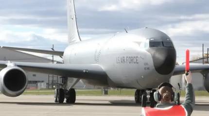 США снова перебрасывают на Ближний Восток воздушные танкеры KC-135 Stratotanker