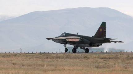 Минобороны Армении заявляет о потере связи со штурмовиком Су-25