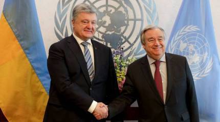 Порошенко заявил о почти 500 танках "российских формирований" на Донбассе