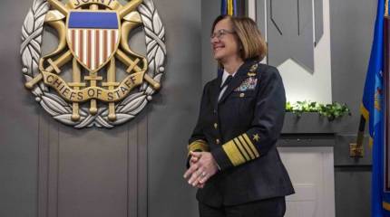 Пост главы американского флота впервые в истории Соединенных Штатов заняла женщина