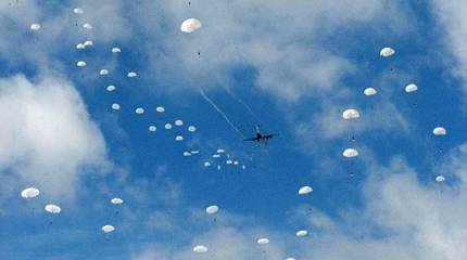 Дуда: Лех Качиньский говорил, что Россия готова откусить и часть Польши