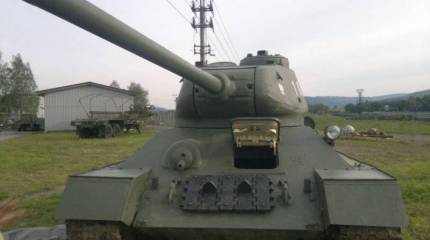 На эстонском автомобильном портале продают танк Т-34