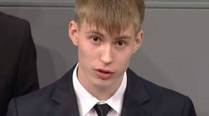 «Мальчиш-плохиш» и взрослые Иваны, не помнящие родства