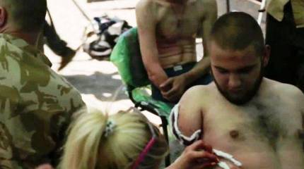 Украинские силовики по настоянию американских инструкторов вместо манекенов используют бывших сослуживцев, покалеченных в боях